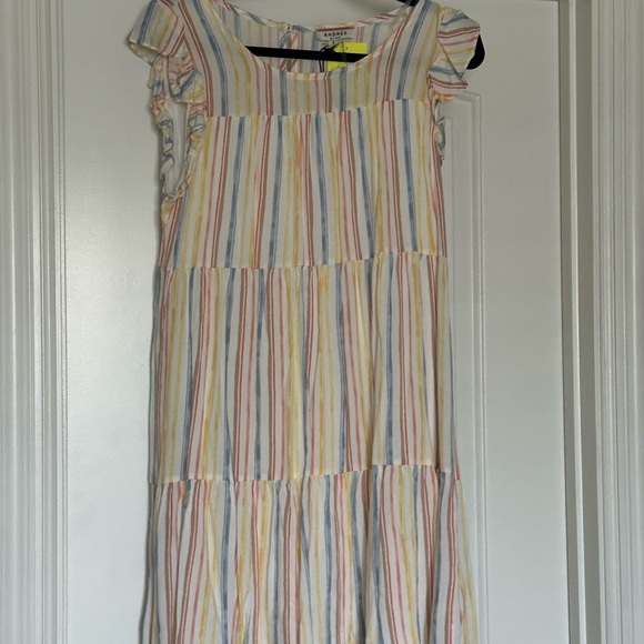 ANDRÉE BY UNIT Pink Tag with Pastel Stripe Accent - Picture 2 of 4